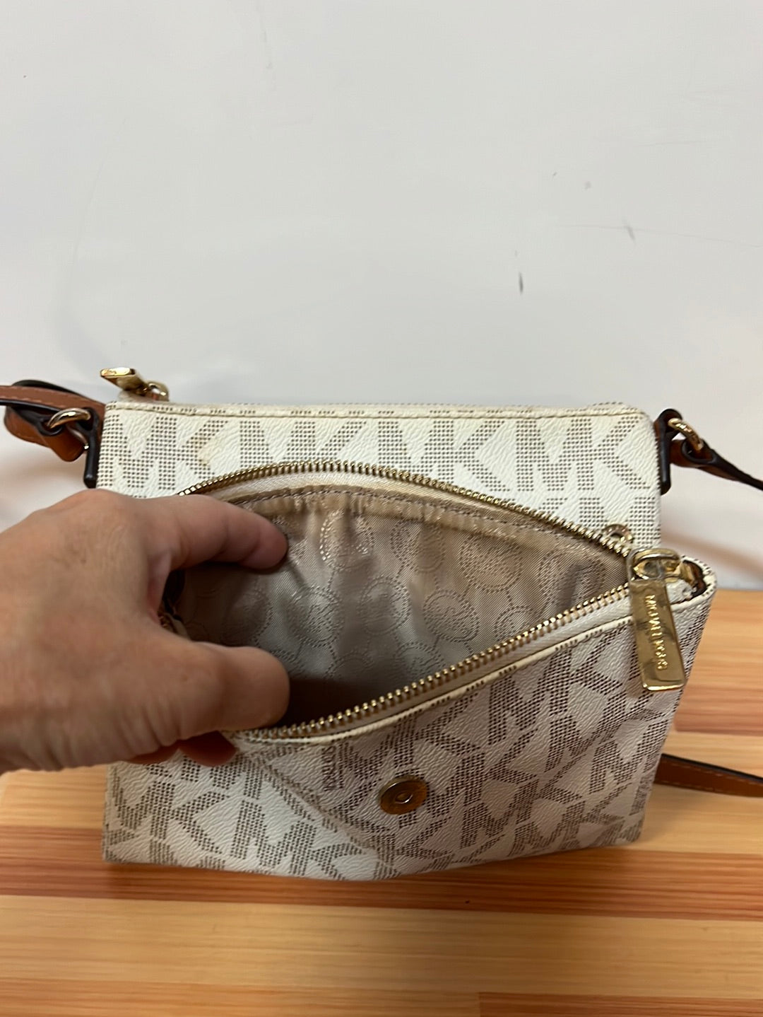 Michael Kors Mini Crossbody