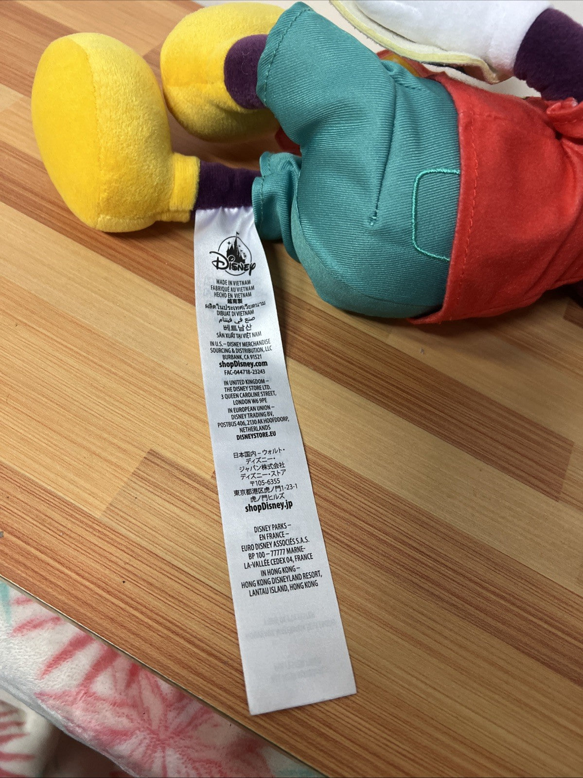 Disney Play In The Park 14" Mickey Mouse "Best Vacation Ever" Plush Stuffed Toy