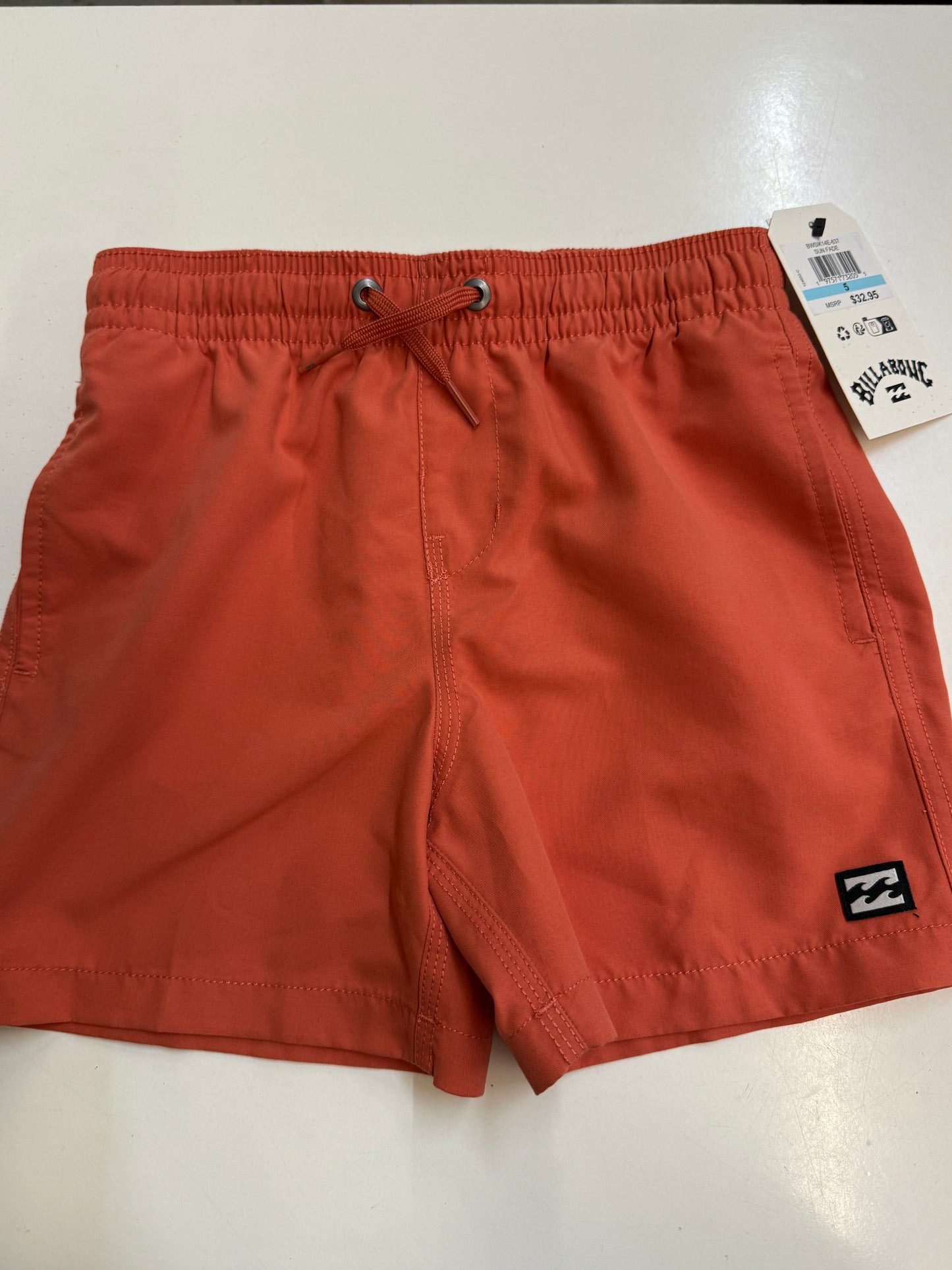 New Billabong Shorts, 3T