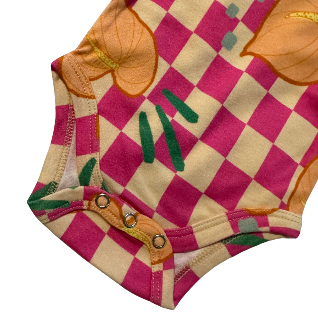 Classic Onesie - Checkered Pink Anthuriums: 0-3 M
