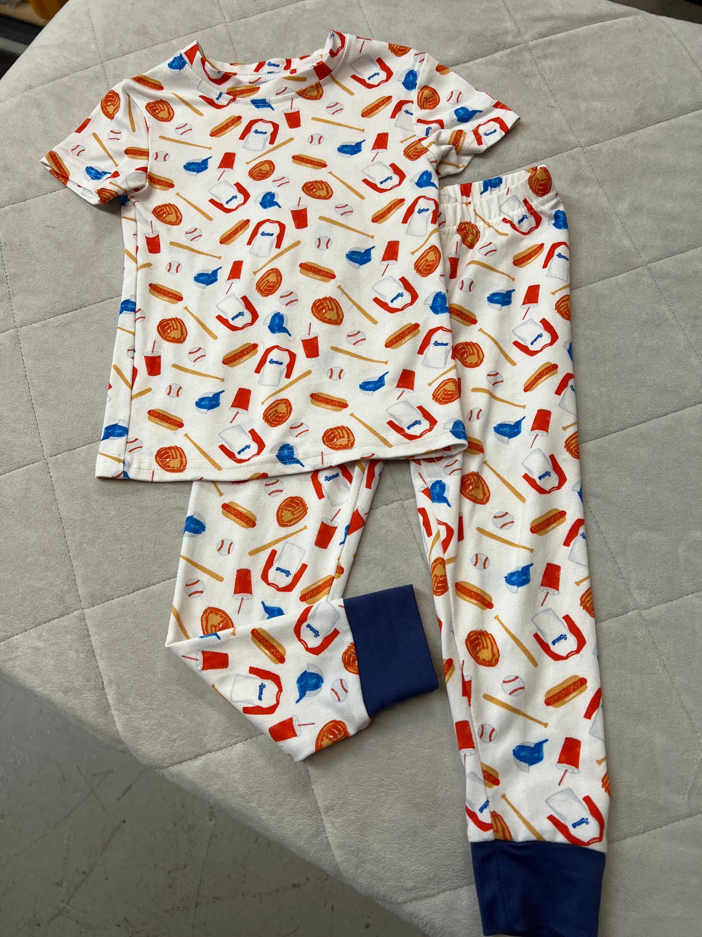 Tahari 2pc Sleepwear, Size 24M