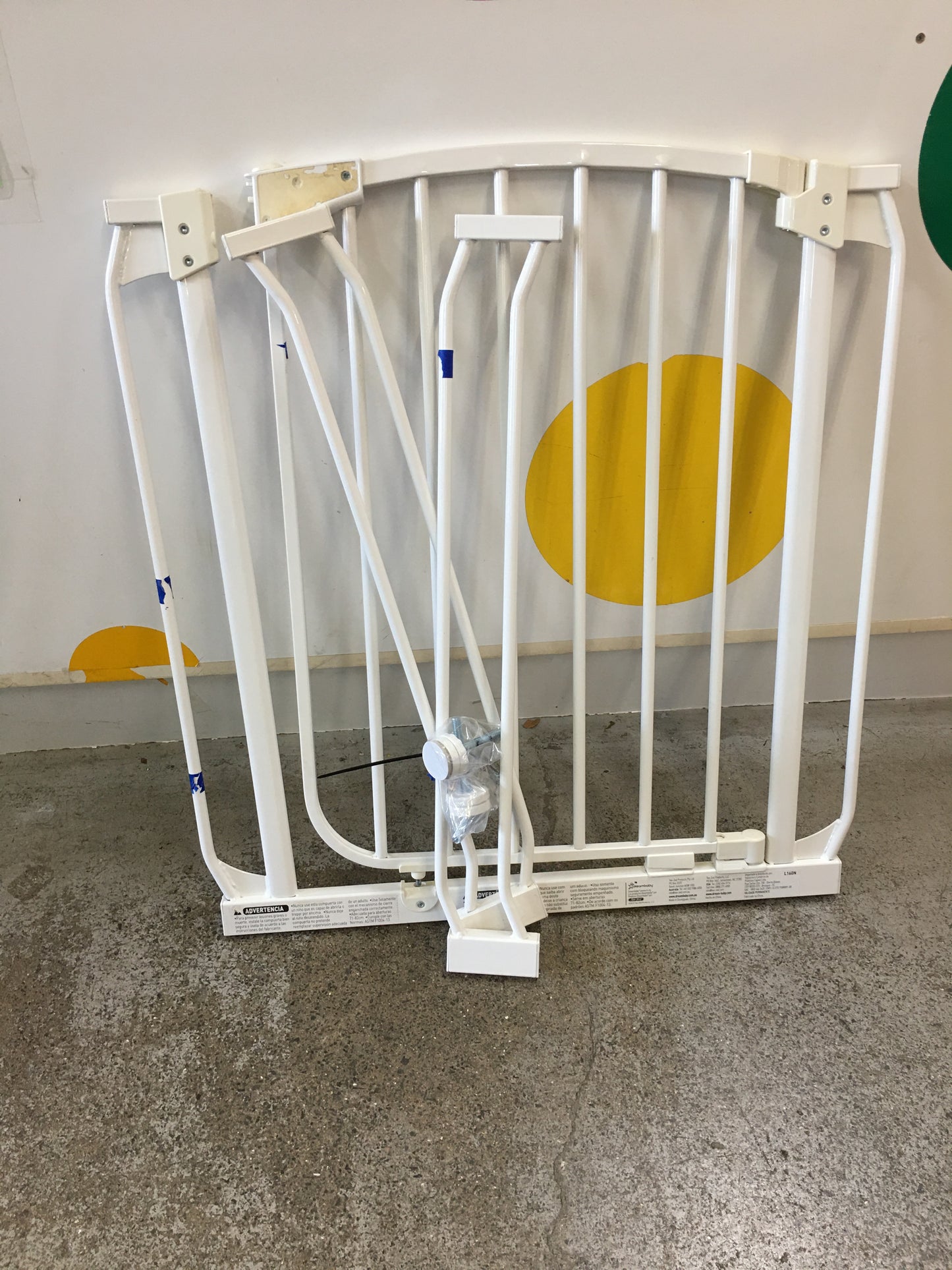 Regalo Walk Thru Gate