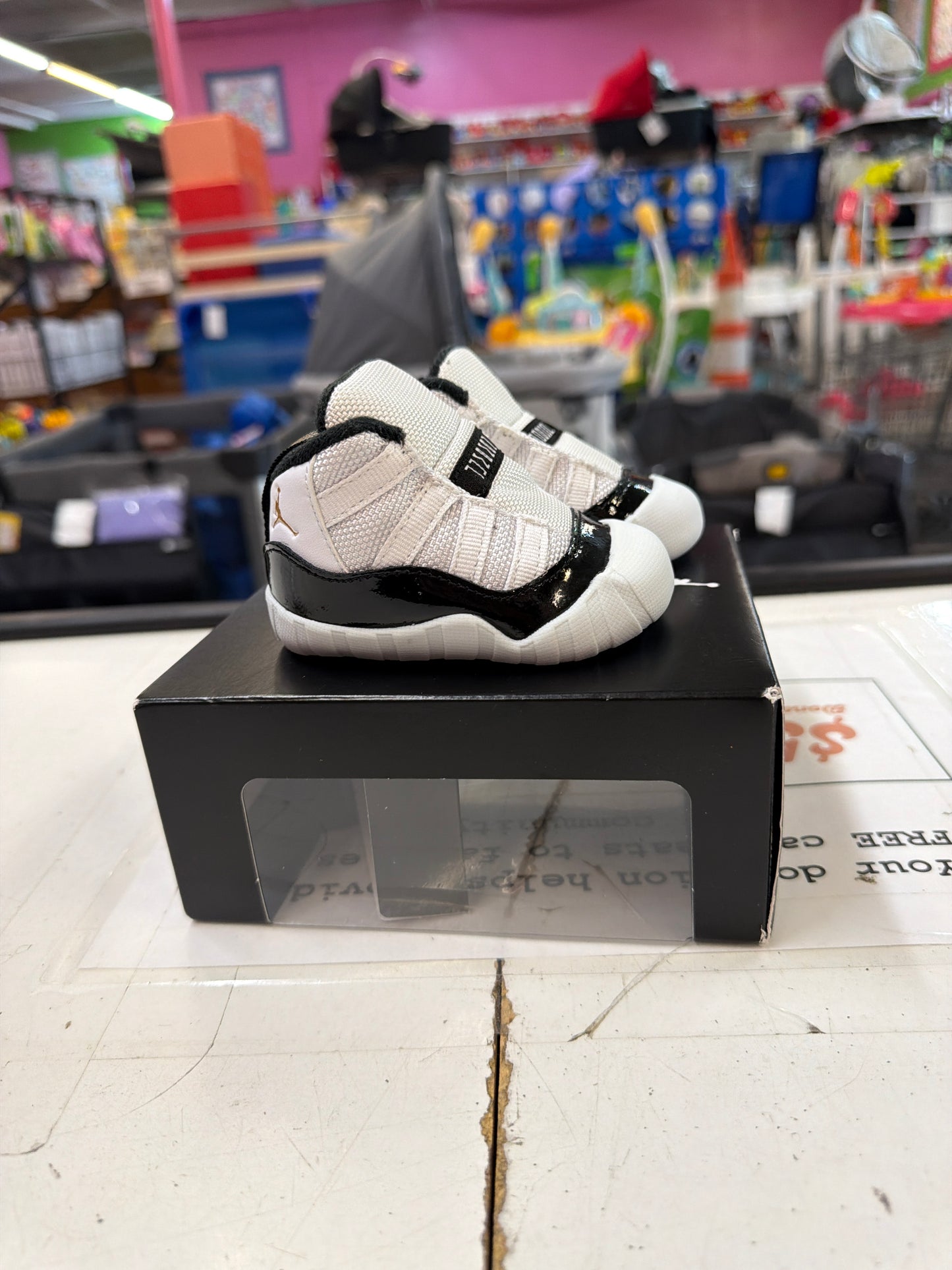 Jordan 11 Crib Bootie, 2c