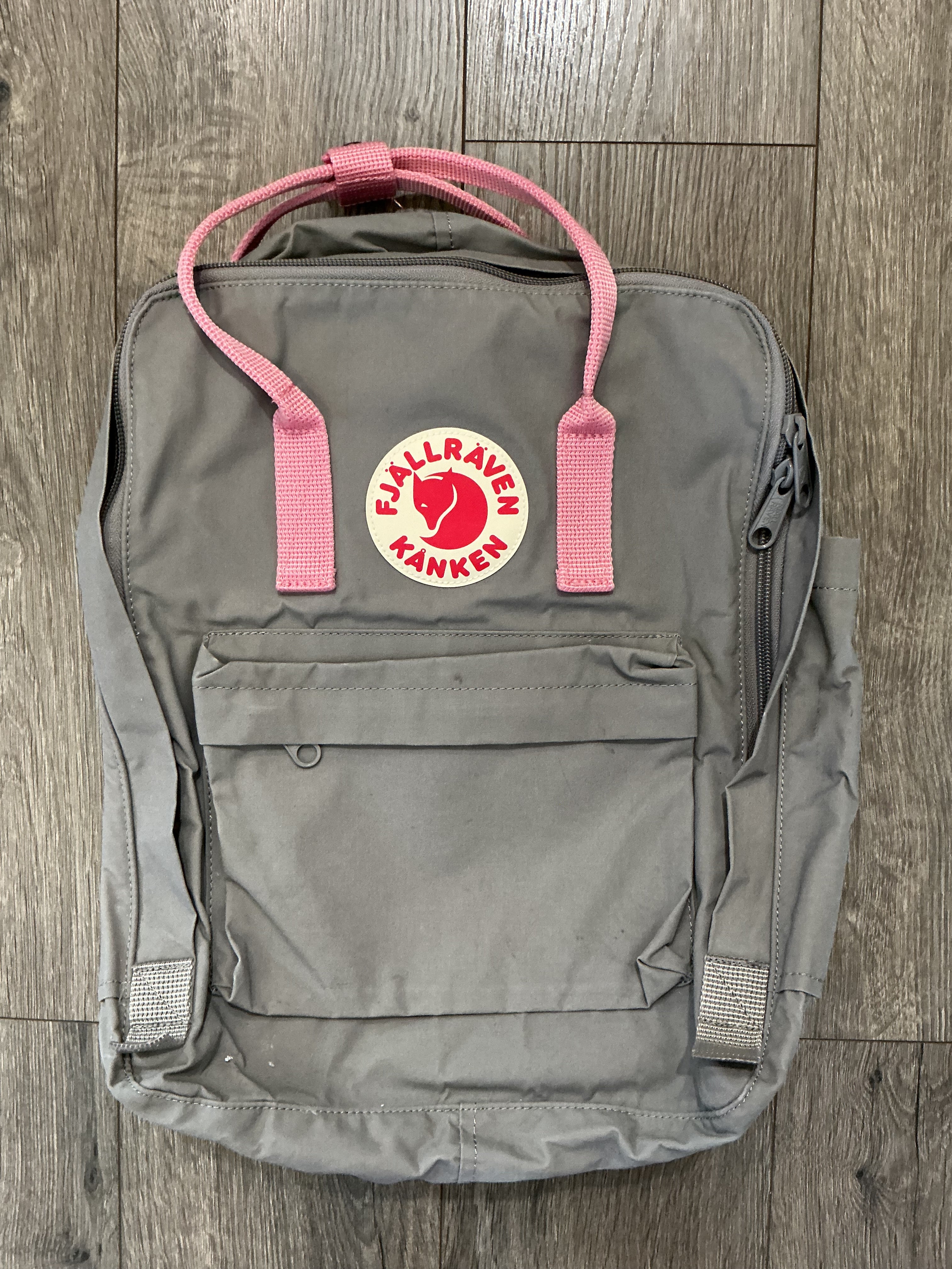 Fjallraven Kanken Mini Bag Light Gray With Pink Straps