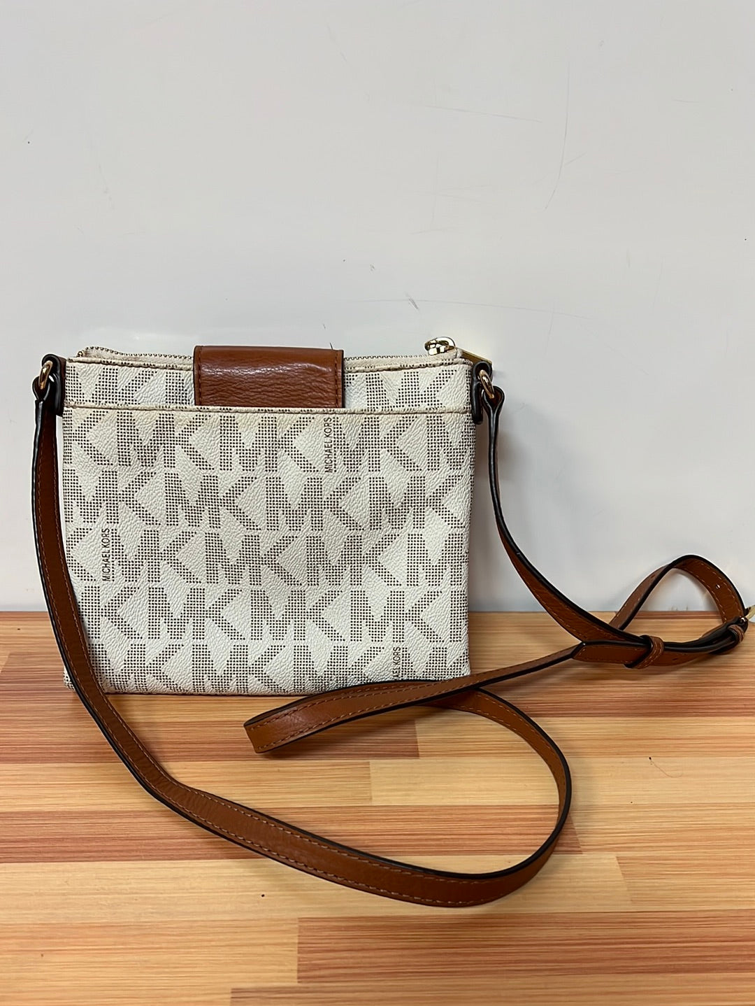 Michael Kors Mini Crossbody