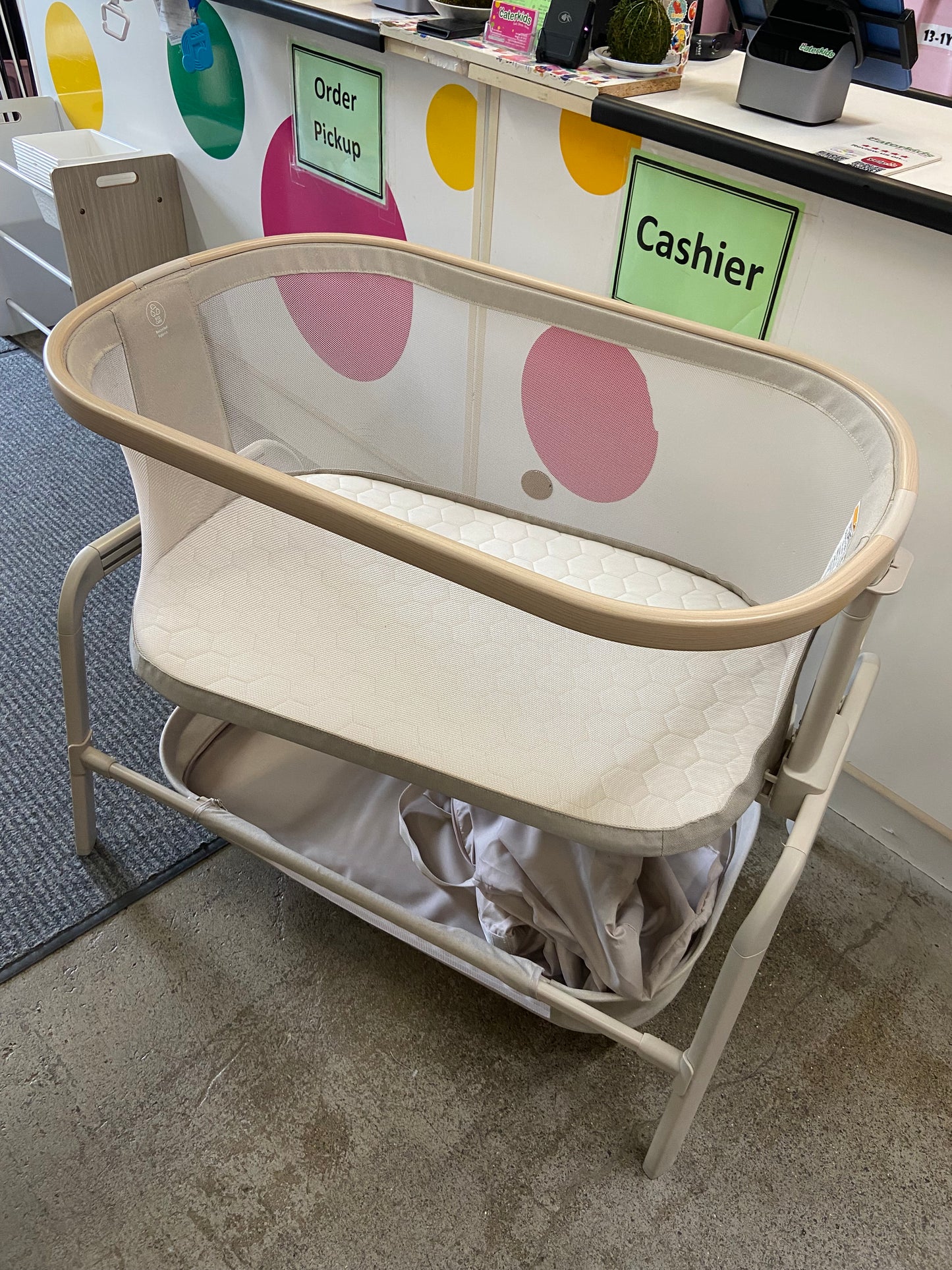 Maxi Cosi Iora Bassinet