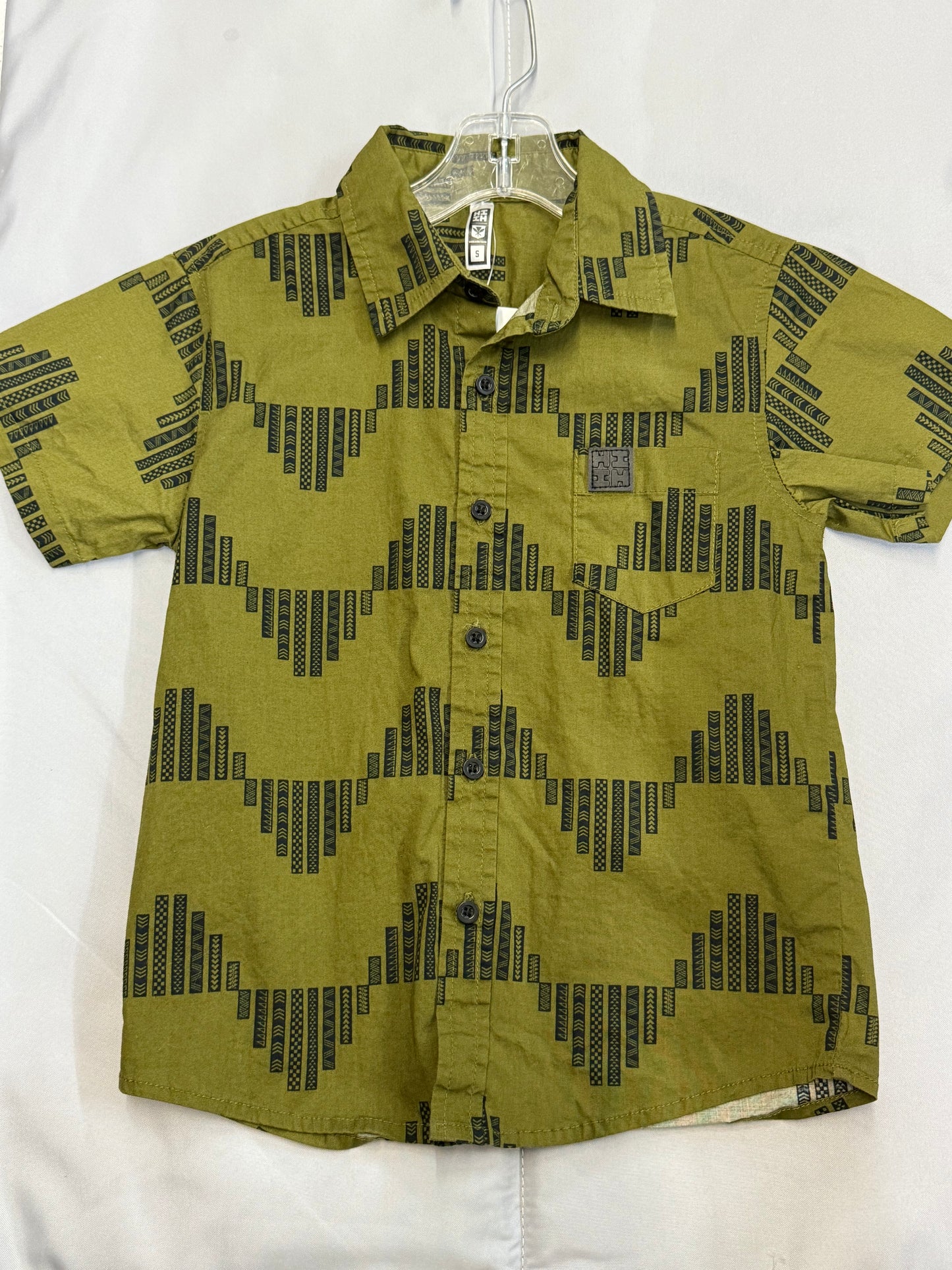 Hawaii’s Finest Button Up, 5T