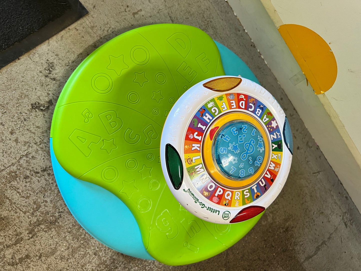 Leap Frog Letter-Go-Around