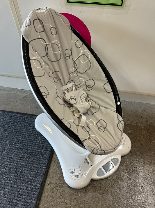 4moms Classic MamaRoo Swing, Grey Squares