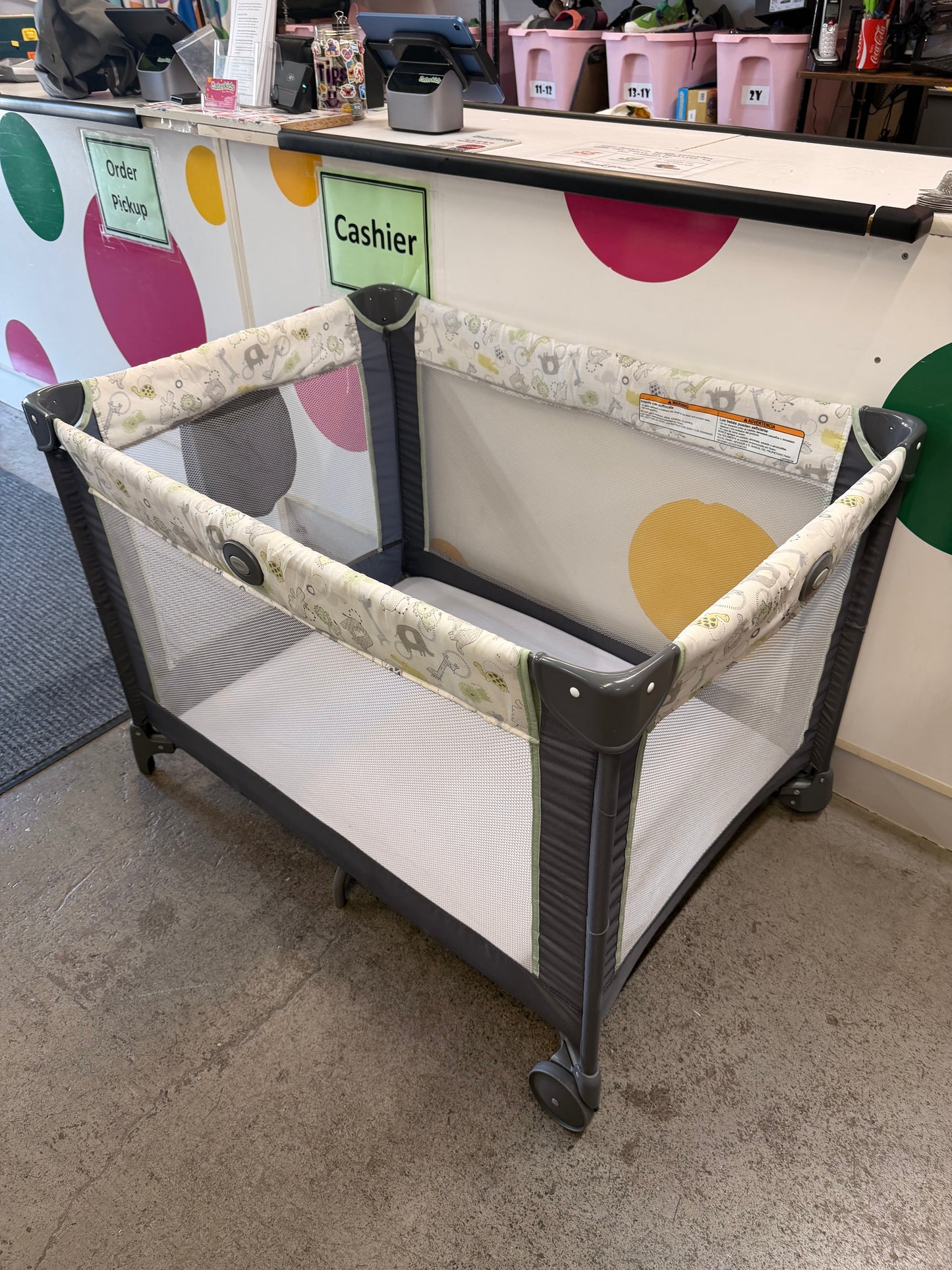 Graco Playard, Animal