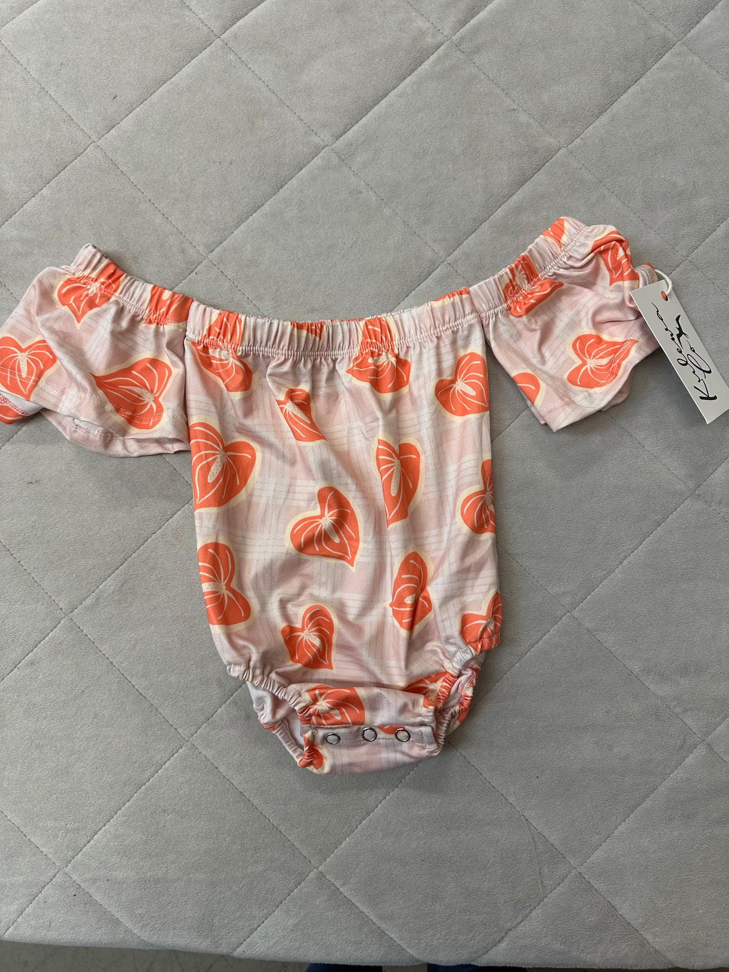 Kulewa Co OTS Pink Palaka & Anthurium Bodysuit, Size 9-12M