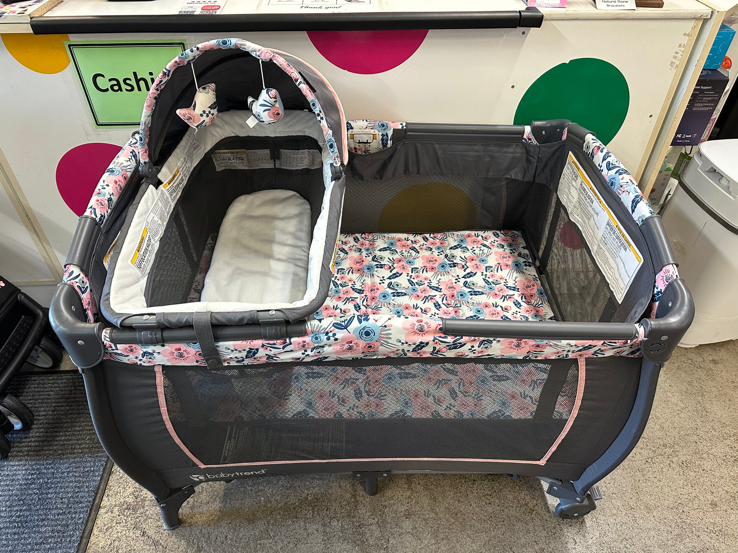 Baby Trend Playard, Flowers