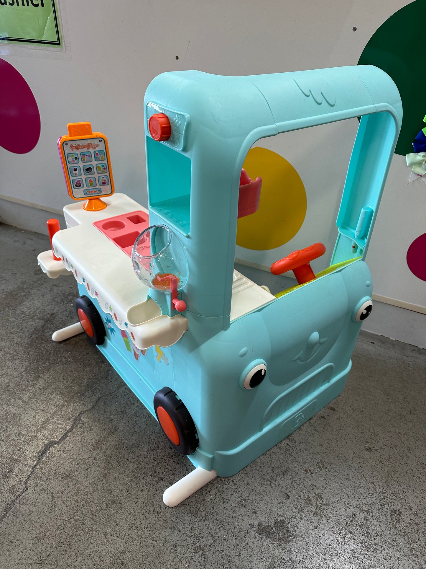 Battat Ice Cream Truck