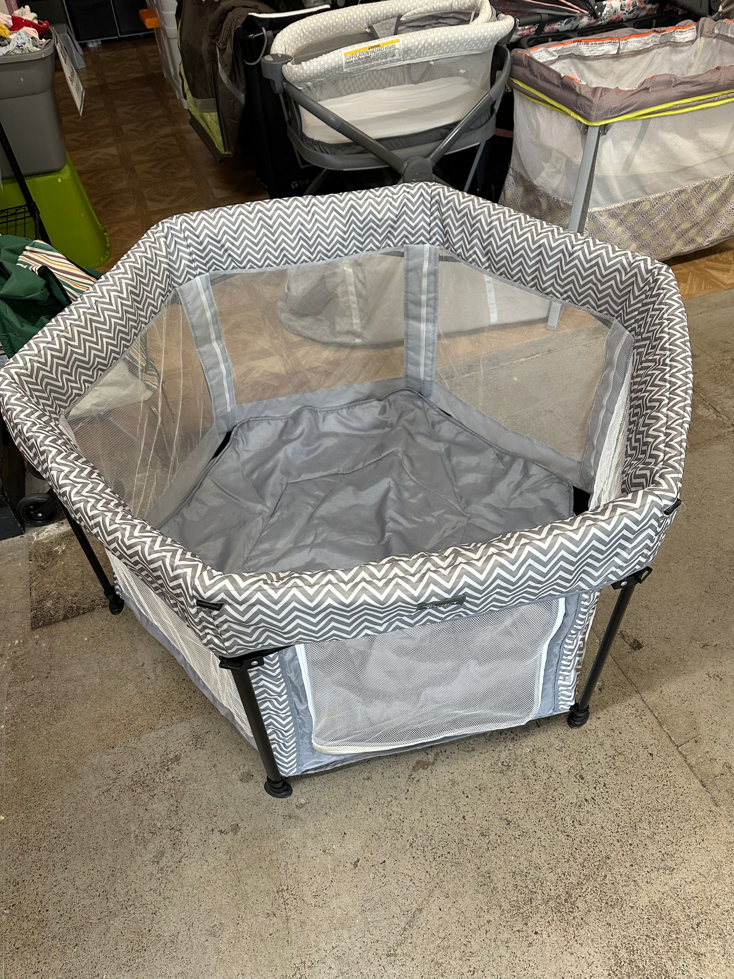 Yoofor Playpen
