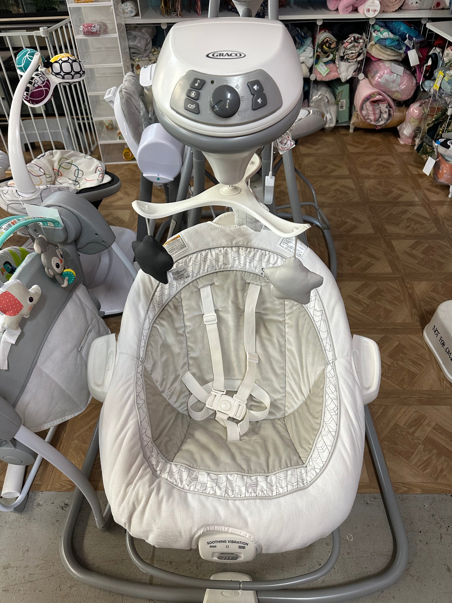 Graco DuetConnect Swing, Chevron