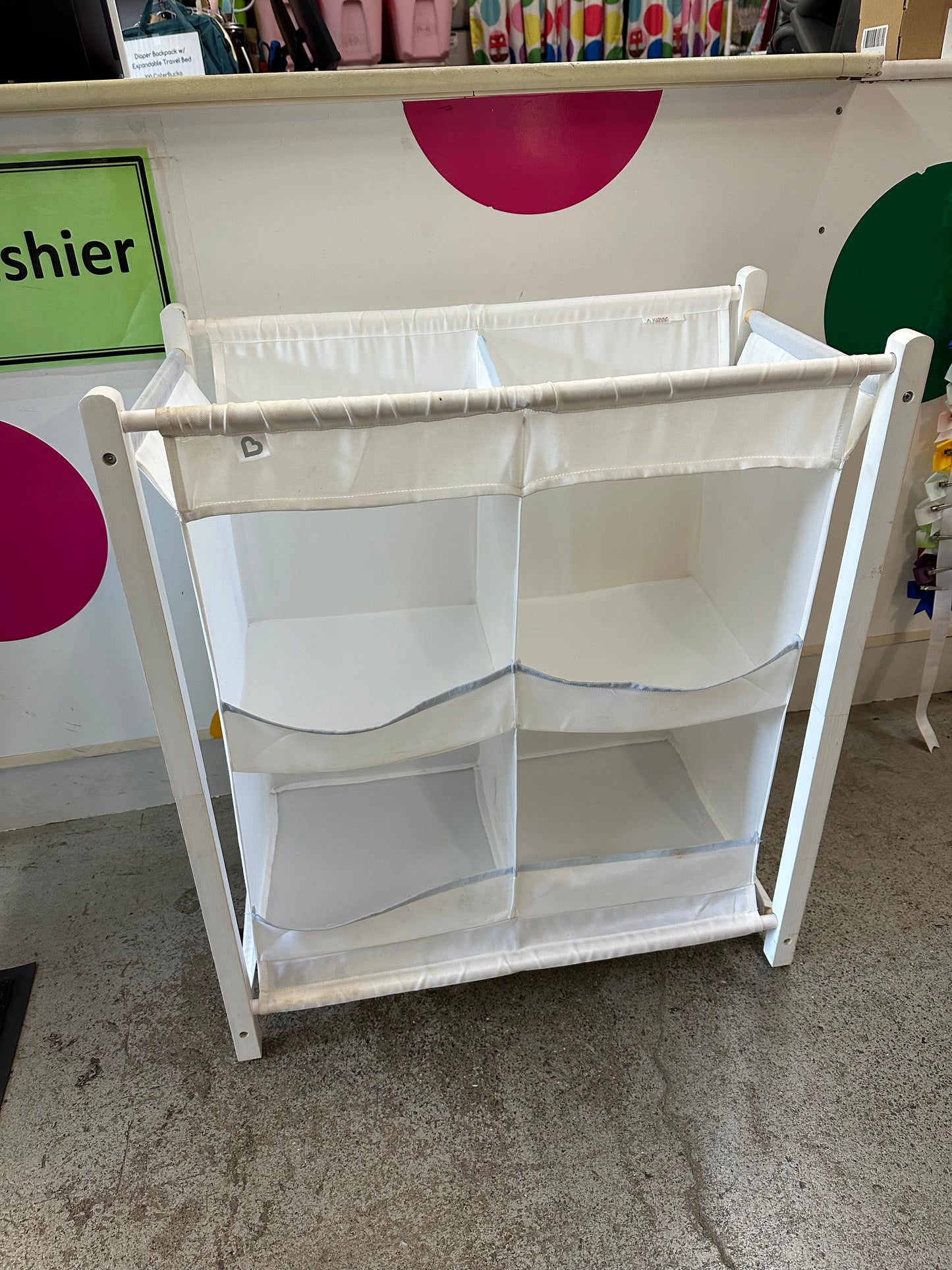 Munchkin Nursery Organizer