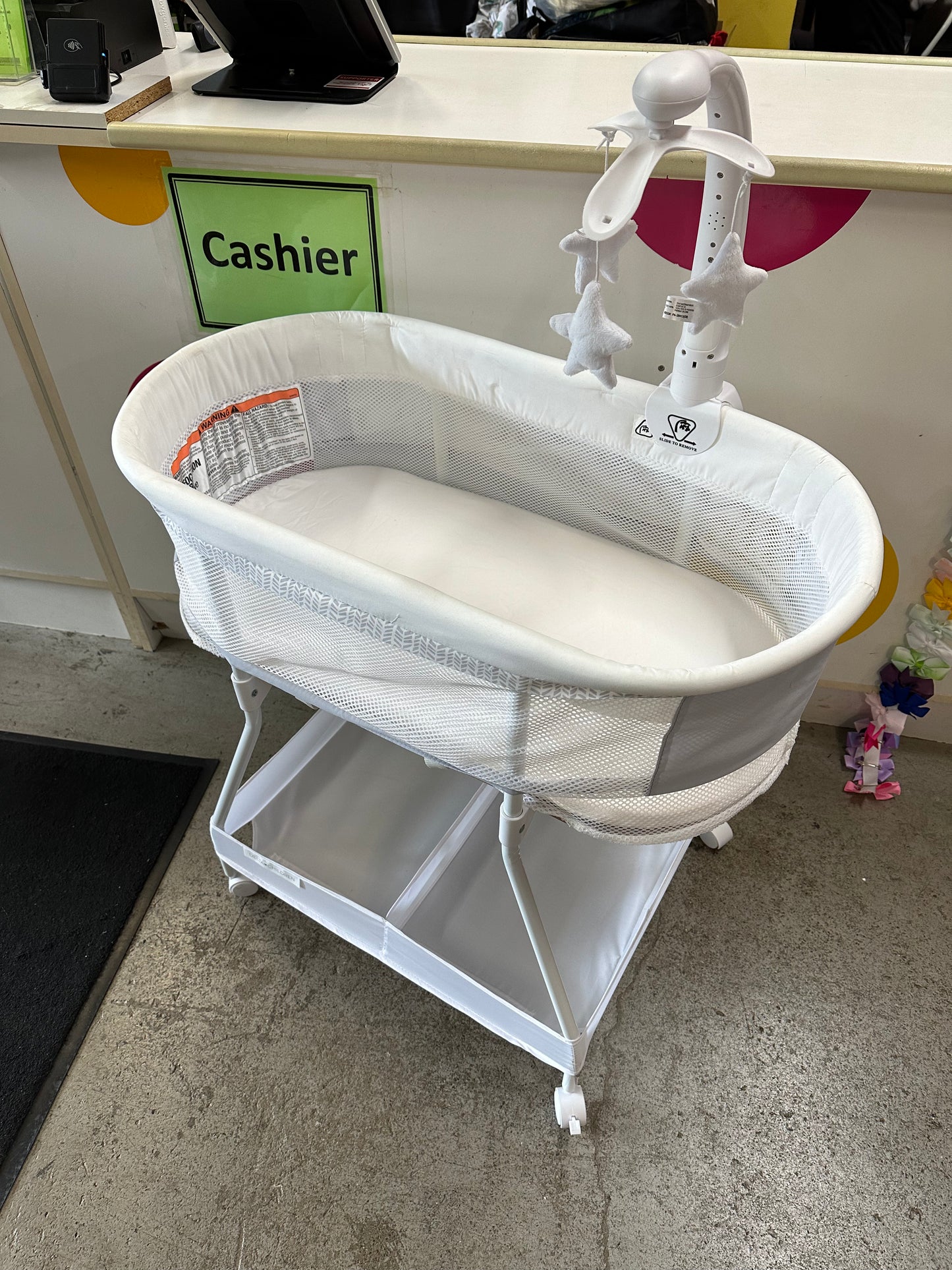 Delta Children's Sweet Slumber Bassinet, Grey/White