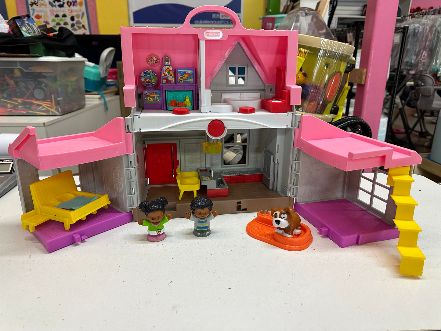 Fisher Price Little People Big Helpers Home