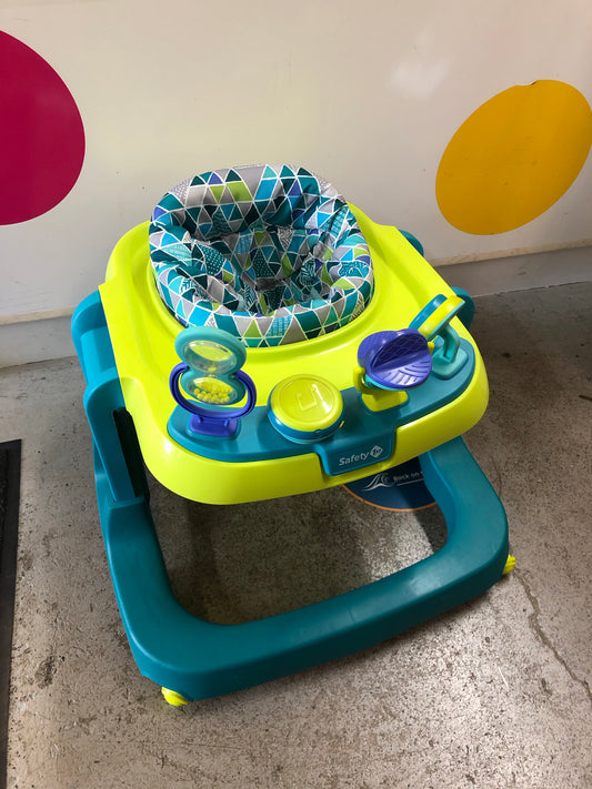 Safety 1st Walker