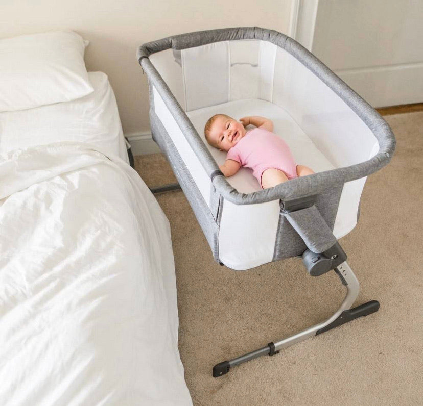 Baby Delight Beside Me Dreamer Bassinet and Bedside Sleeper