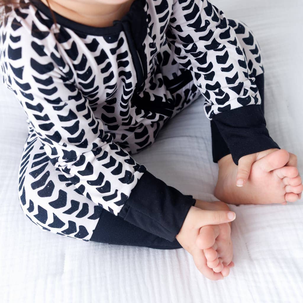 Shell-ish Bamboo Coverall: 6-9M