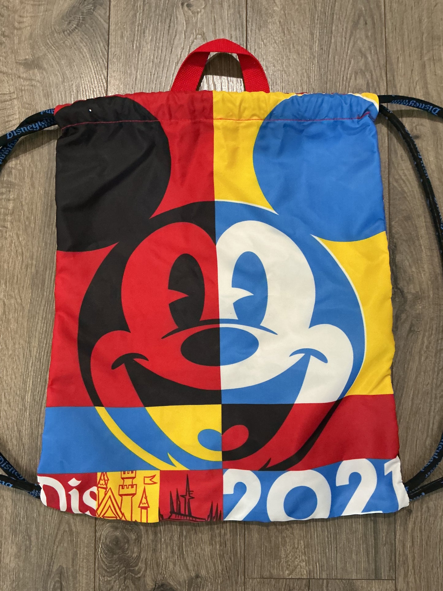 Disneyland Parks Cinch Sack Drawstring Bag Backpack 2021 Mickey Mouse