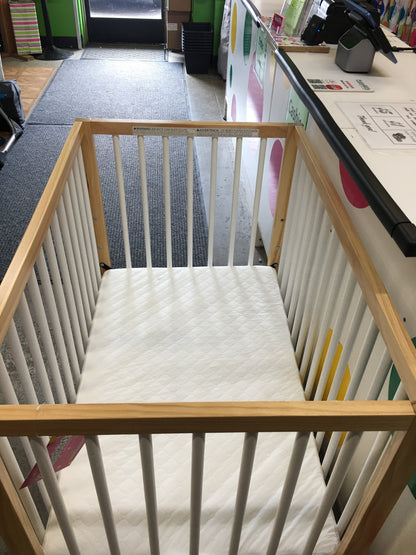 Graco Teddi 4-in-1 Convertible Mini Crib