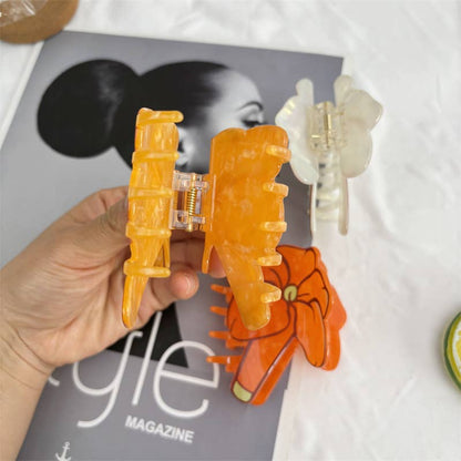 Puakenikeni Claw Clip: Yellow