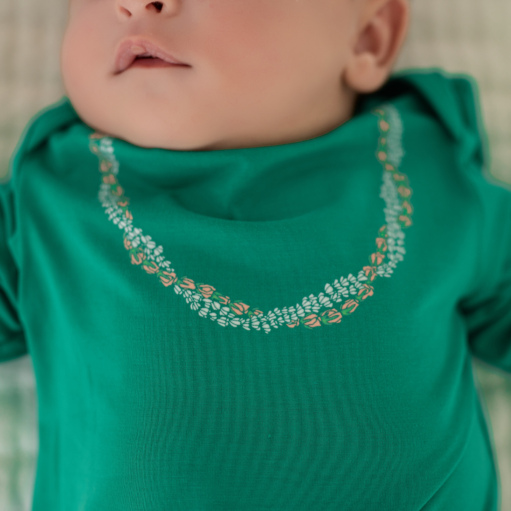 Lei Onaona Bamboo Layette Gown: 0-3M