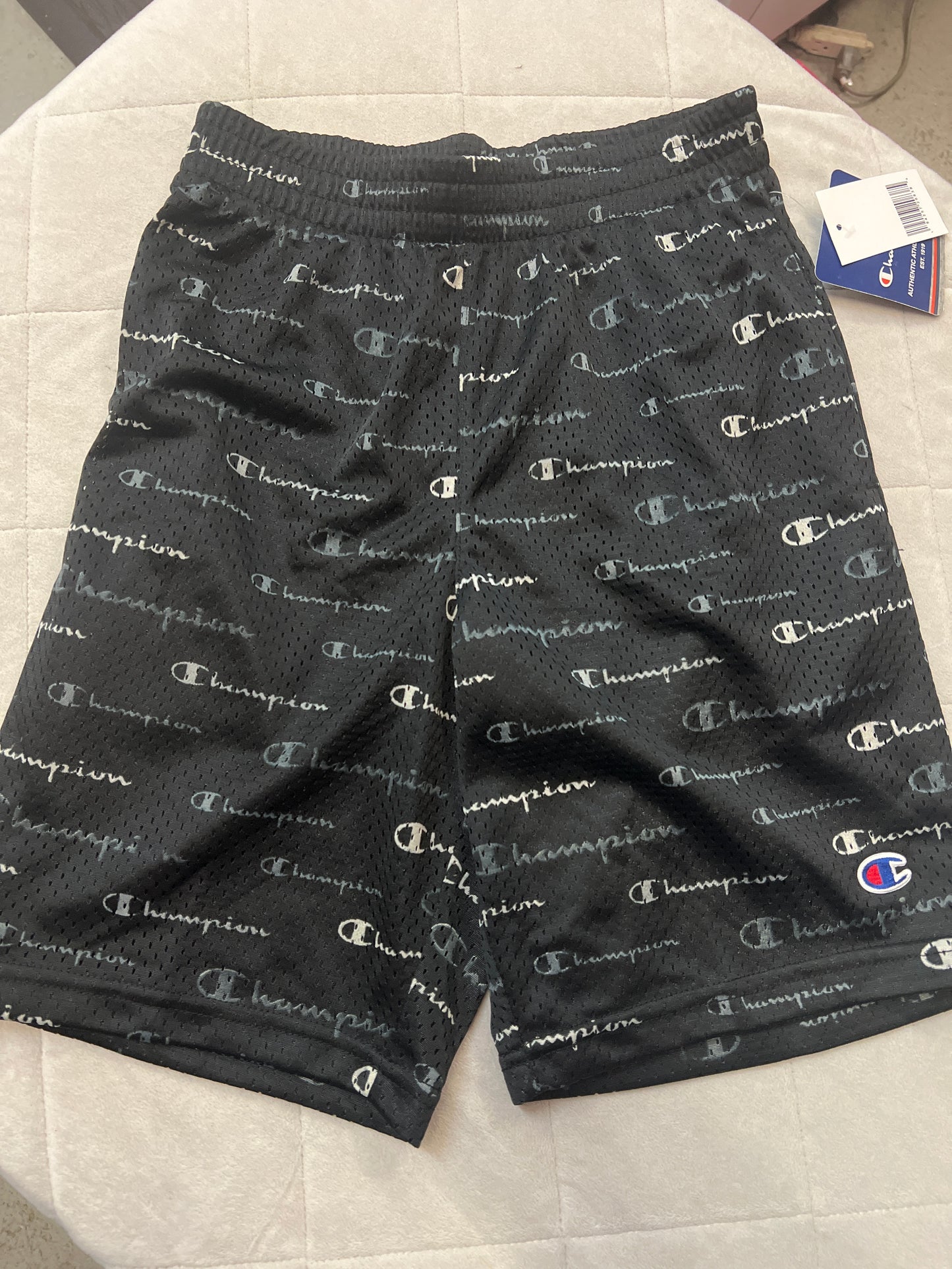 New Champion Shorts Black, Size M