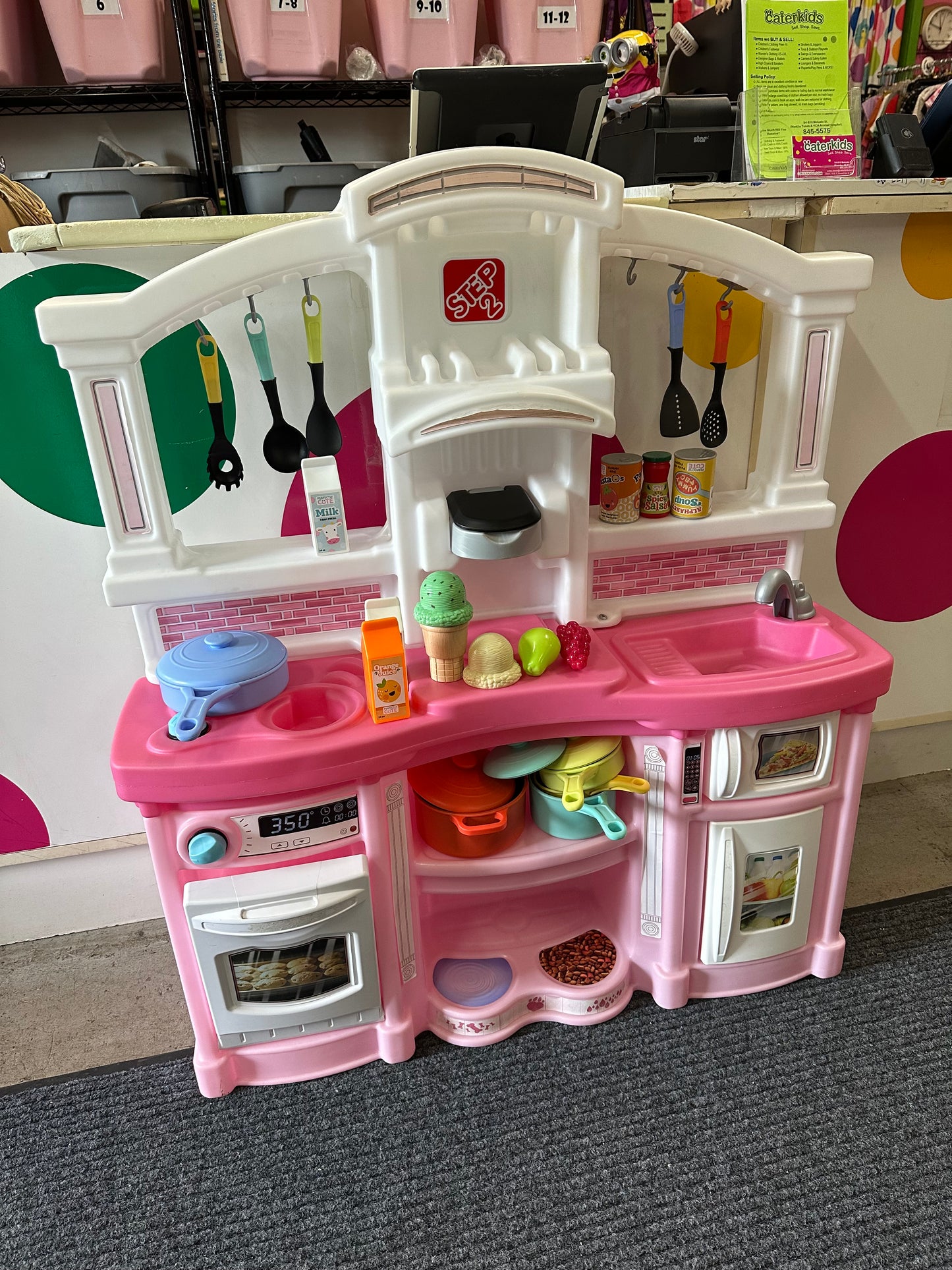 Step2 Kitchen w/ Accessories