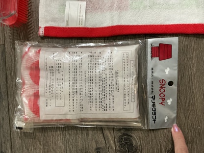 vintage Snoopy bath and grooming, bundle brush wash cloth towel, scrub￼