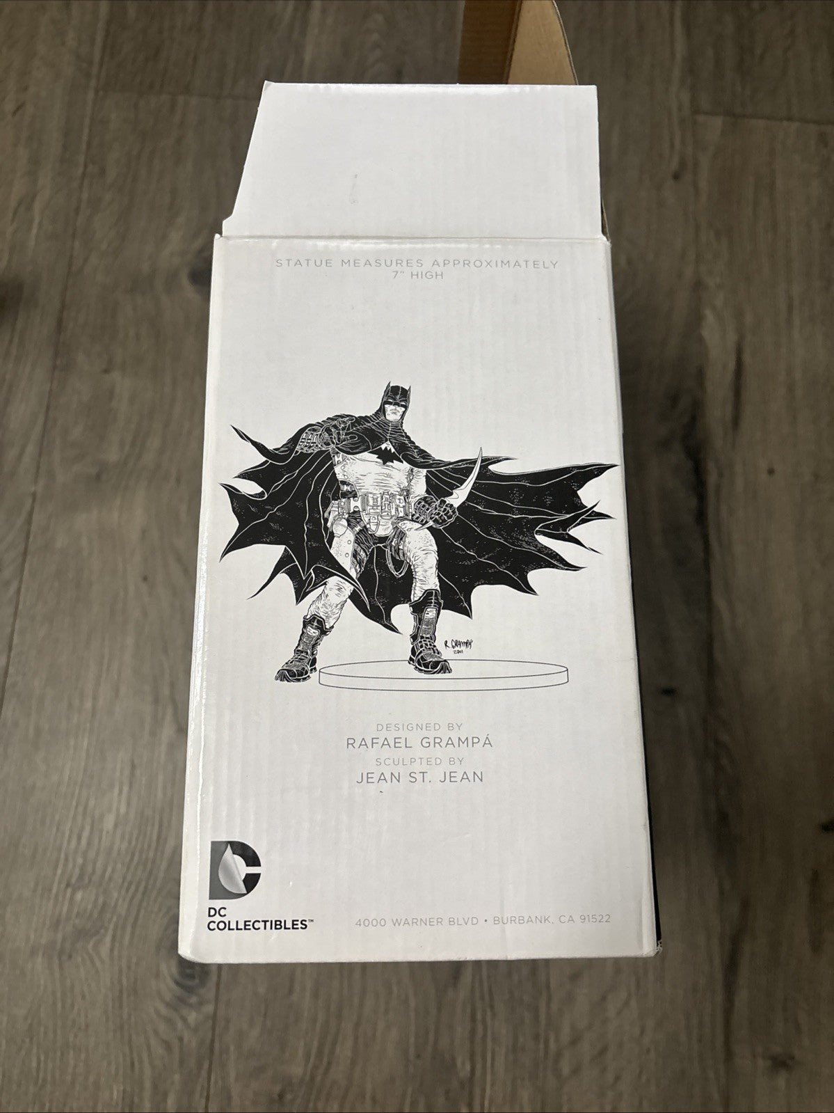Batman Black and White Statue Rafael Grampa DC Collectibles Joker New