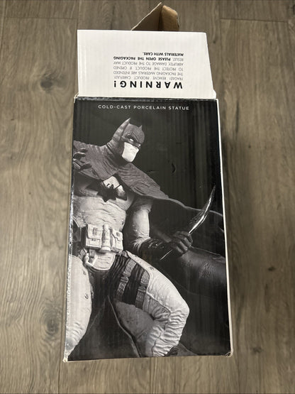 Batman Black and White Statue Rafael Grampa DC Collectibles Joker New