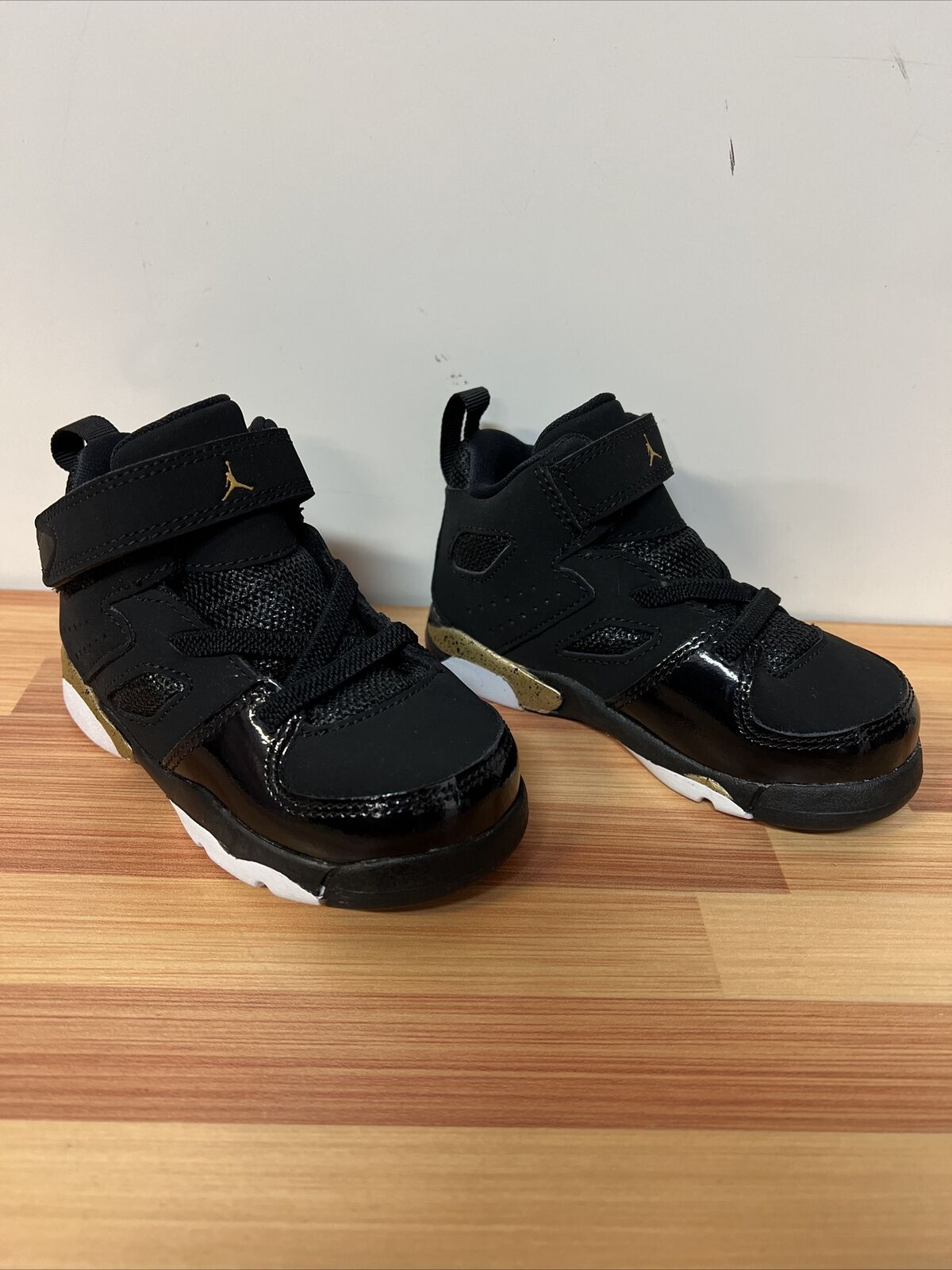 Jordan Flight Club 91 Shoes Black Metallic Gold Sneakers 555330-031 Youth Sz 6C