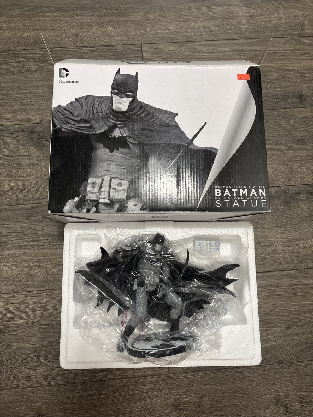 Batman Black and White Statue Rafael Grampa DC Collectibles Joker New