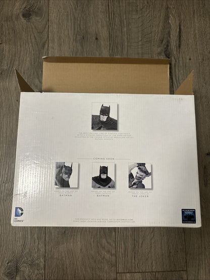 Batman Black and White Statue Rafael Grampa DC Collectibles Joker New