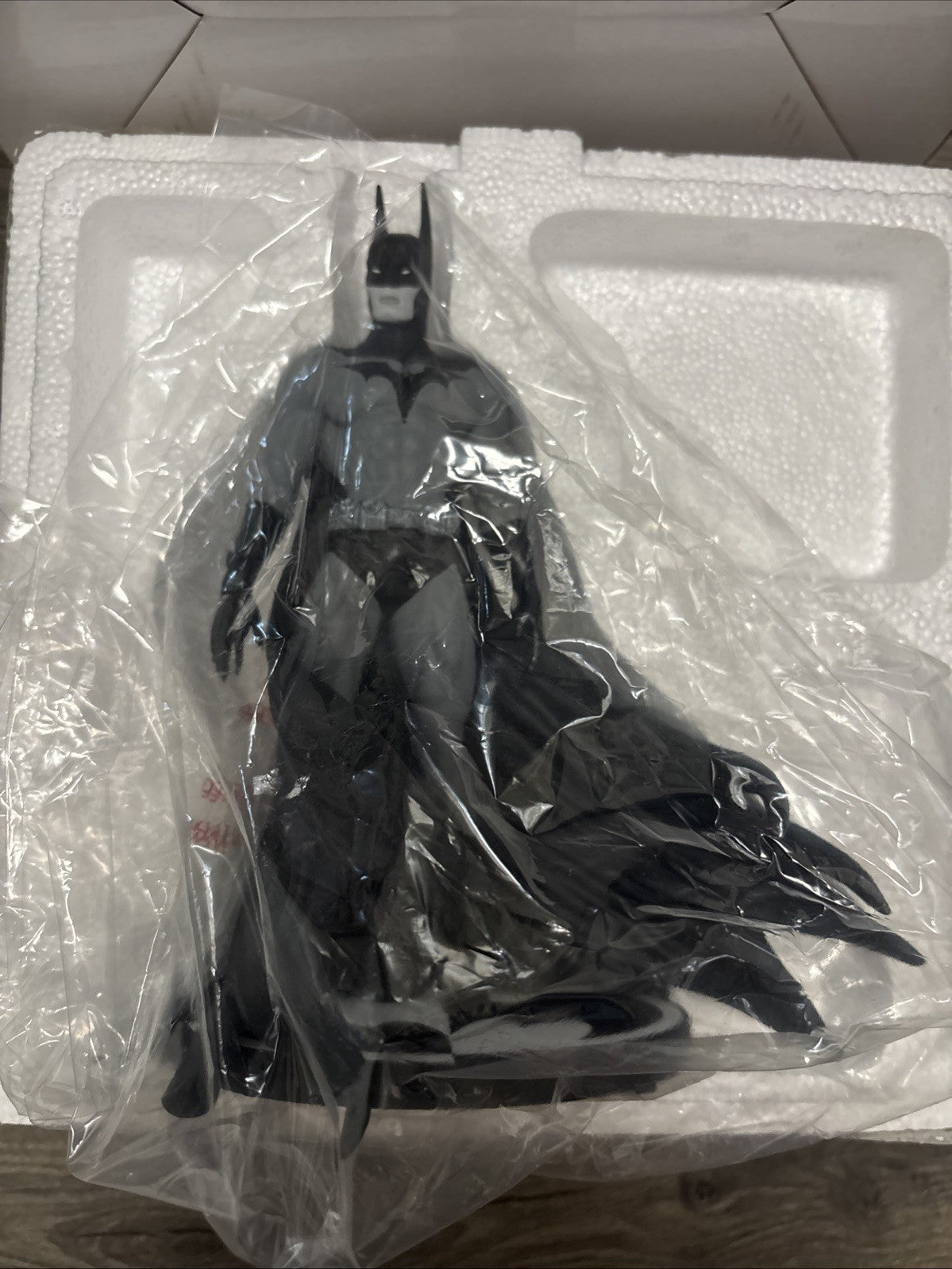 BATMAN BLACK & WHITE STATUE MICHAEL TURNER #2855/5200 LIMITED ED DC COLLECT 2014