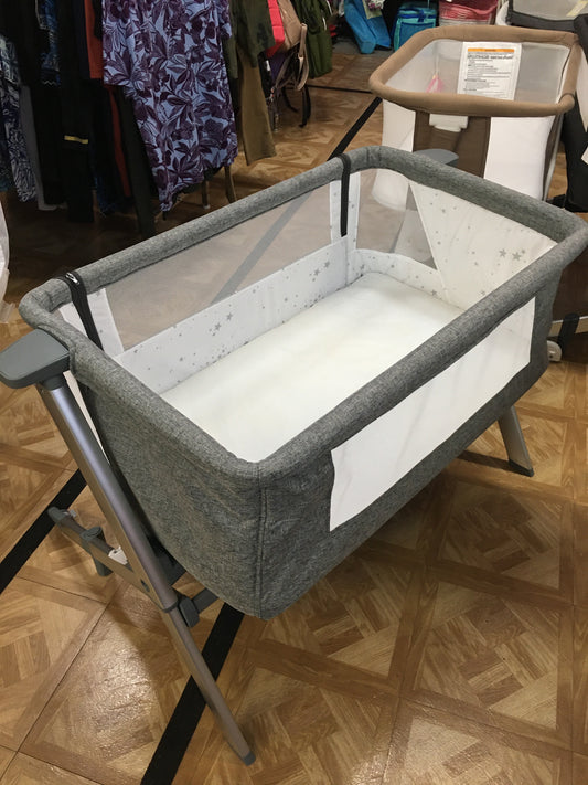 Dream On Me Bassinet, Gray
