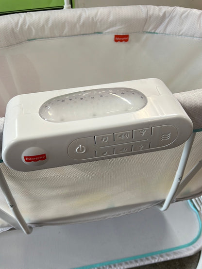 Fisher Price Soothing Motions Bassinet
