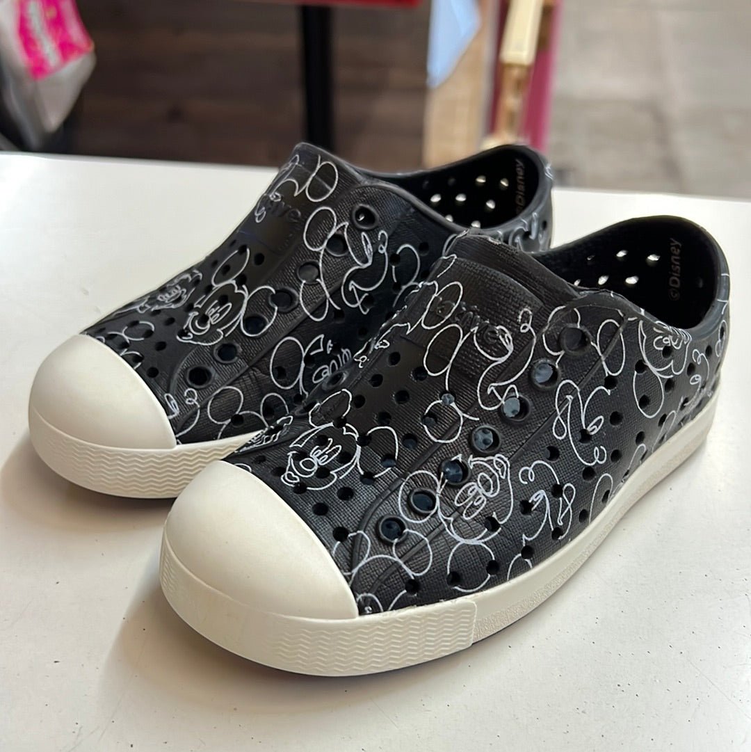 Disney Native Toddler Shoes, Size 9C