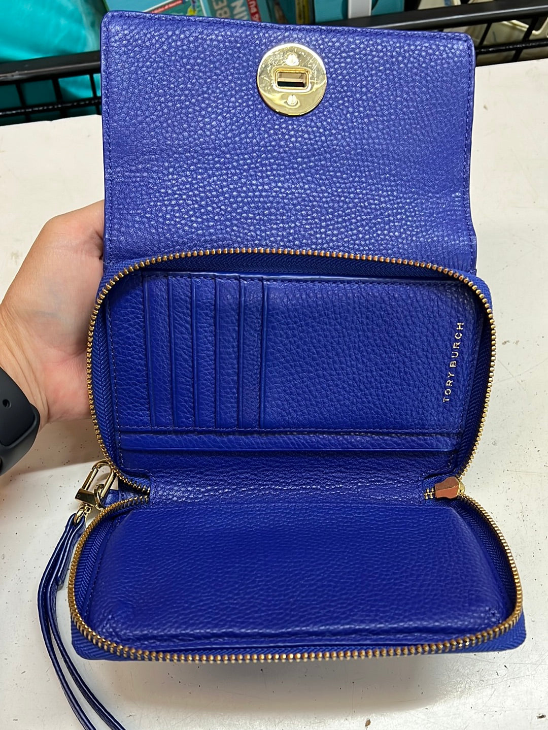 Tory Burch Purse with Strap (Purple Leather), Women's Fashion, Bags &  Wallets, Purses & Pouches on Carousell