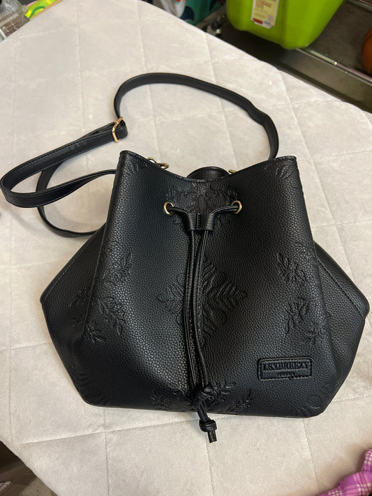 Lexbreezy Bucket Bag