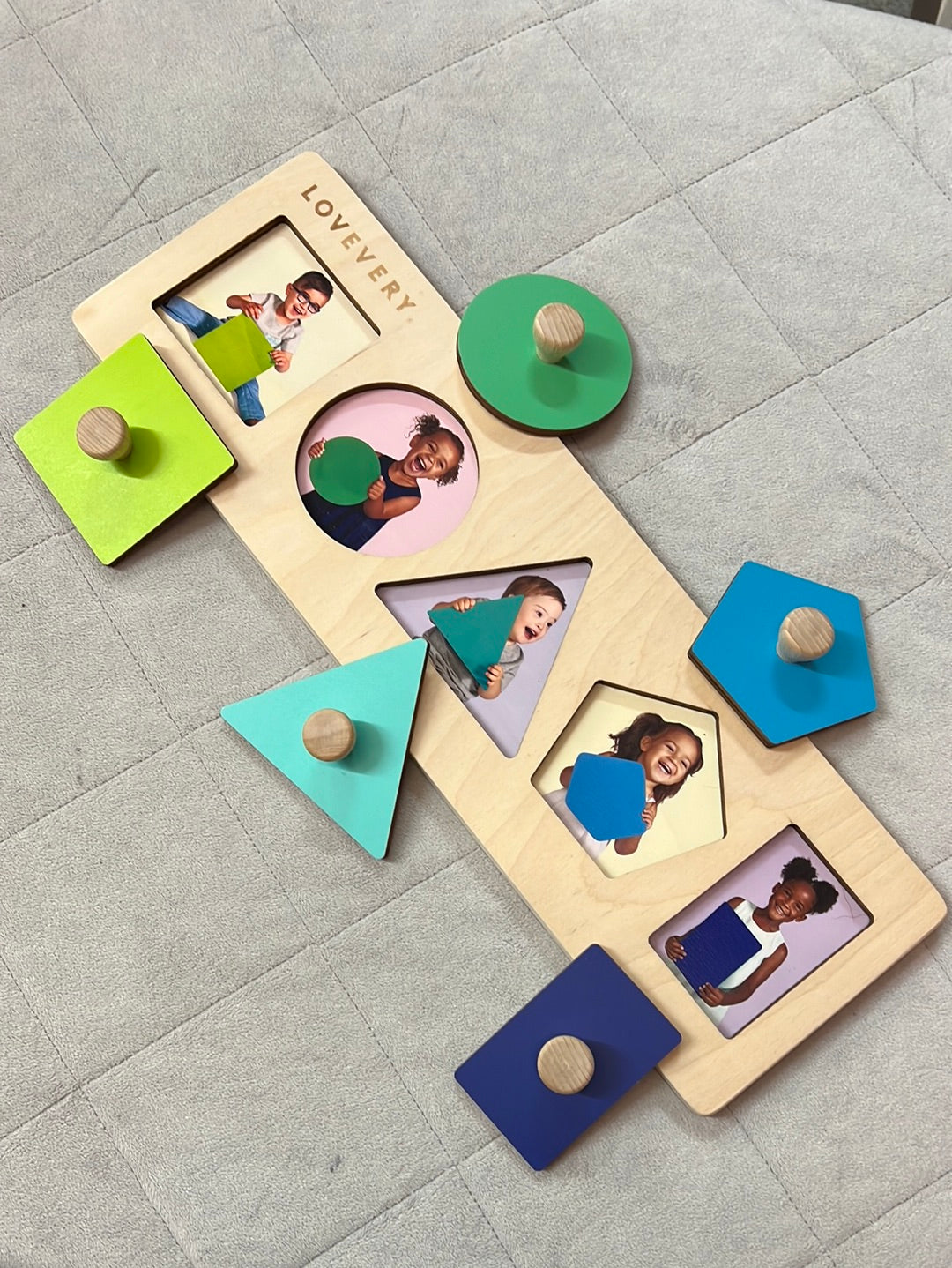Lovevery Circle of Friends Puzzle