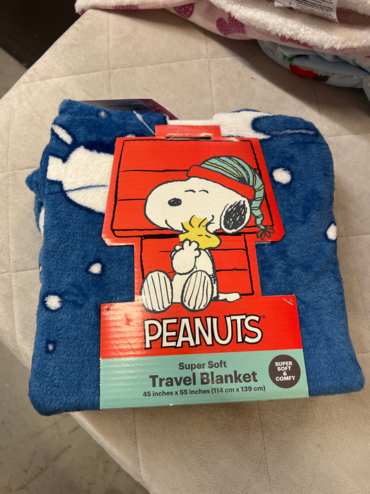 New Peanuts Soft Blanket