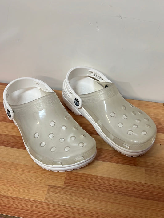 Crocs Unisex Adult Clear White, Size 5 Womens
