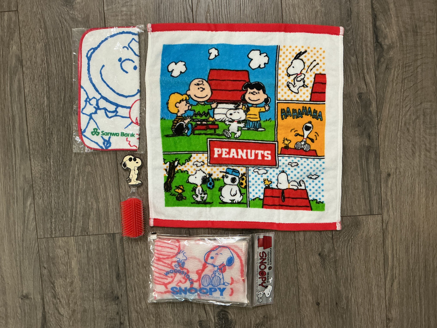 vintage Snoopy bath and grooming, bundle brush wash cloth towel, scrub￼