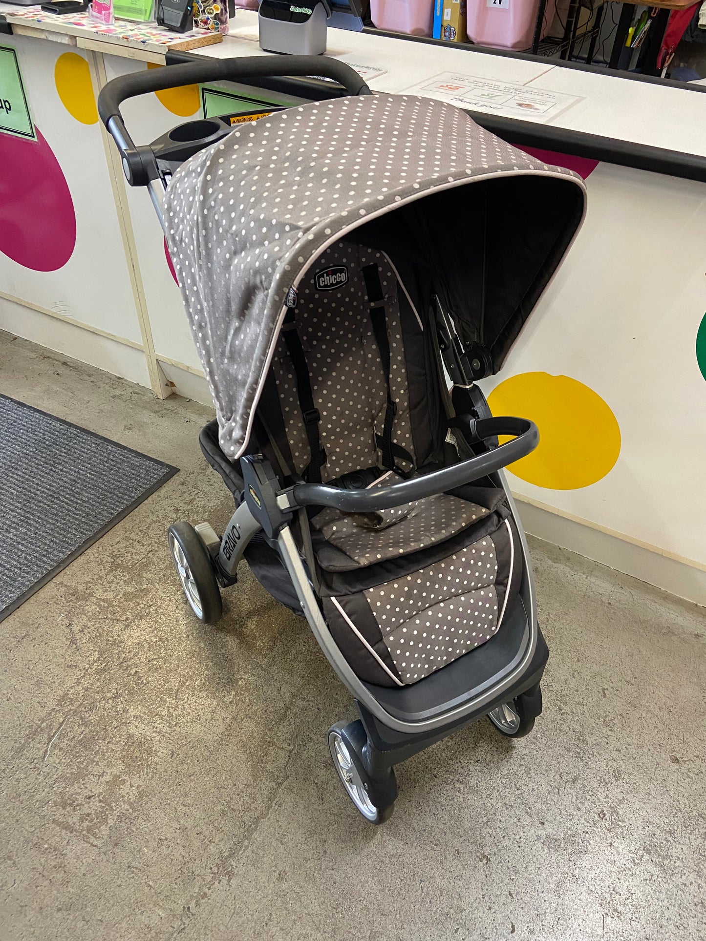 Chicco Bravo Stroller, Polka Dots