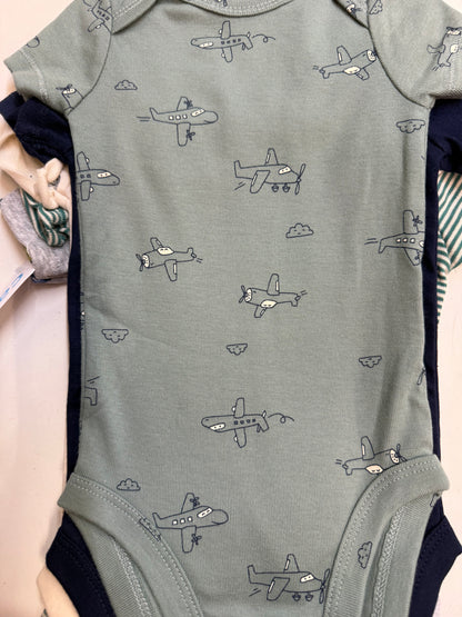 New Carter’s 5pc Bodysuit Set, 3m