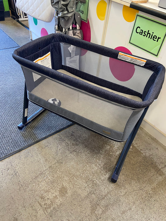 Monbebe Rocking Bassinet